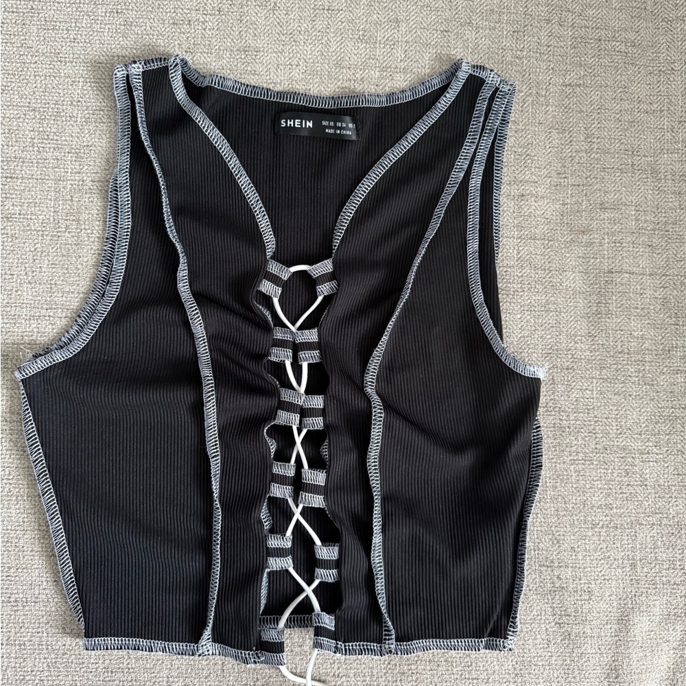 SHEIN Black and White Lace-Up Crop Top